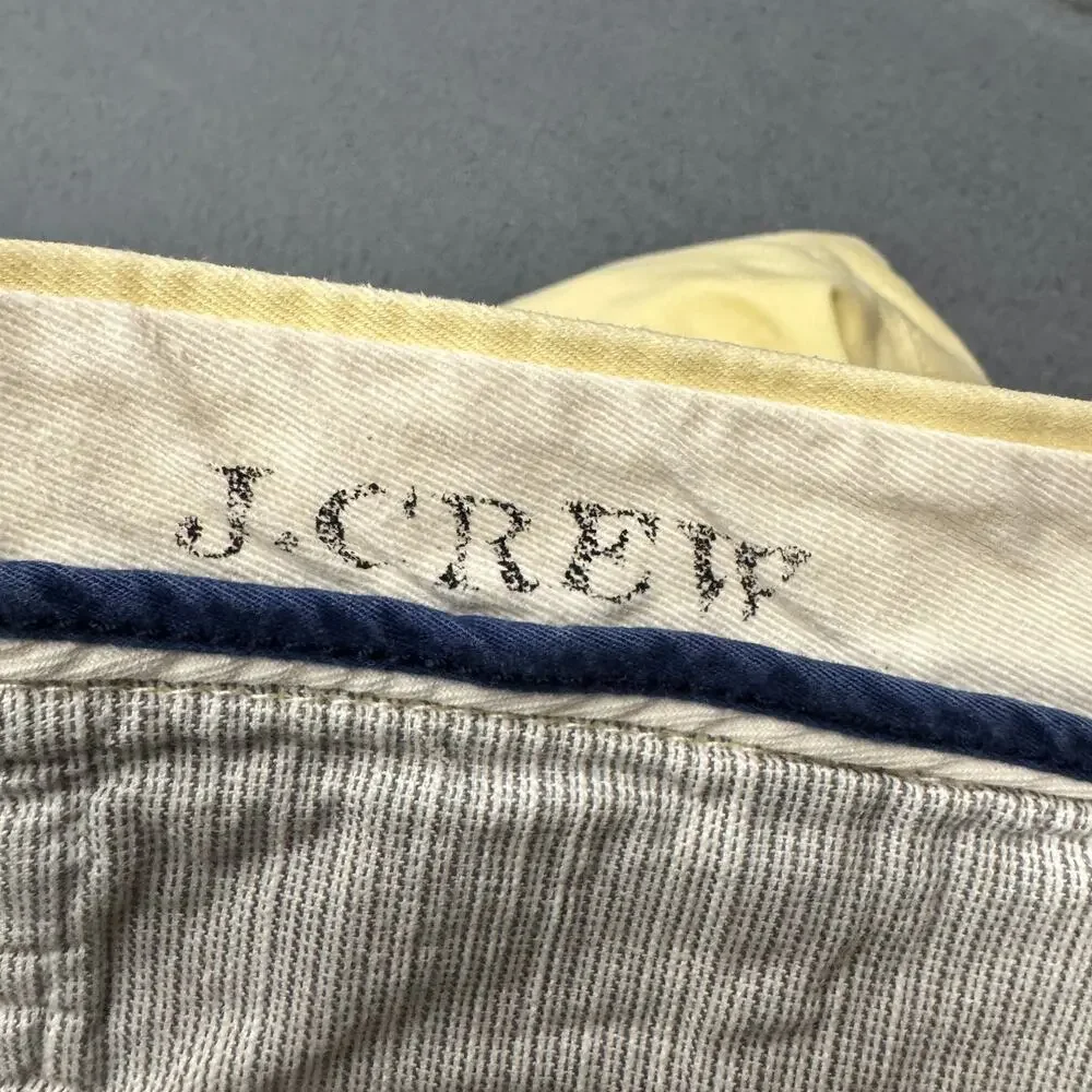 J Crew Shorts Broken In Regular‎ Fit Chino Coastal Yellow Mens 34 (34x9 ACTUAL)